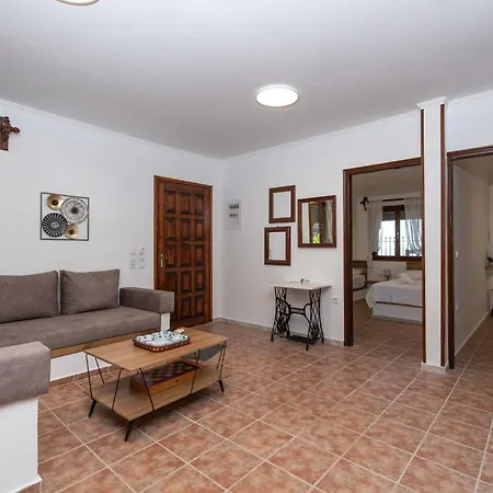 Calma Di Mare Nea Kallikrateia