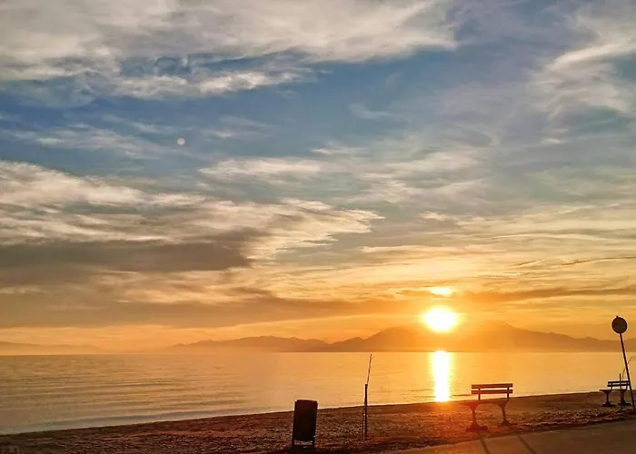 Calma Di Mare بيت للعطل Nea Kallikrateia